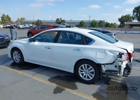 2016 Nissan Altima 2.5/2.5 S/2.5 Sl/2.5 Sr/2.5 Sv from USA, damaged, VIN 1N4AL3AP4GN312611